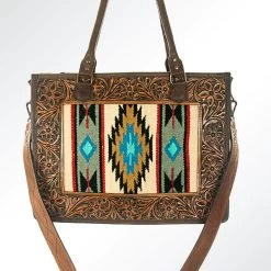 American Darling Conceal Carry Turquoise Aztec Bag -Ariat Store 118742 C 8b6a2b2a b6ee 468d bda5 59093cc97f76
