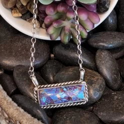 Ariat Store 19 " Morada "