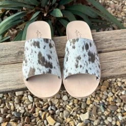 Nadia Chocolate Cowhide Slides -Ariat Store IMG 0255 5648f032 347b 4d03 acb8 12906cd88b95