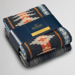 Pendleton Trail Ridge Navy Throw Set