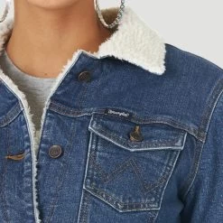 Wrangler Women's Denim Sherpa Jacket -Ariat Store Screenshot2023 01 06145330