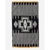 Pendleton Spa Towel Harding Black -Ariat Store Screenshot 20220413 110409 Chrome