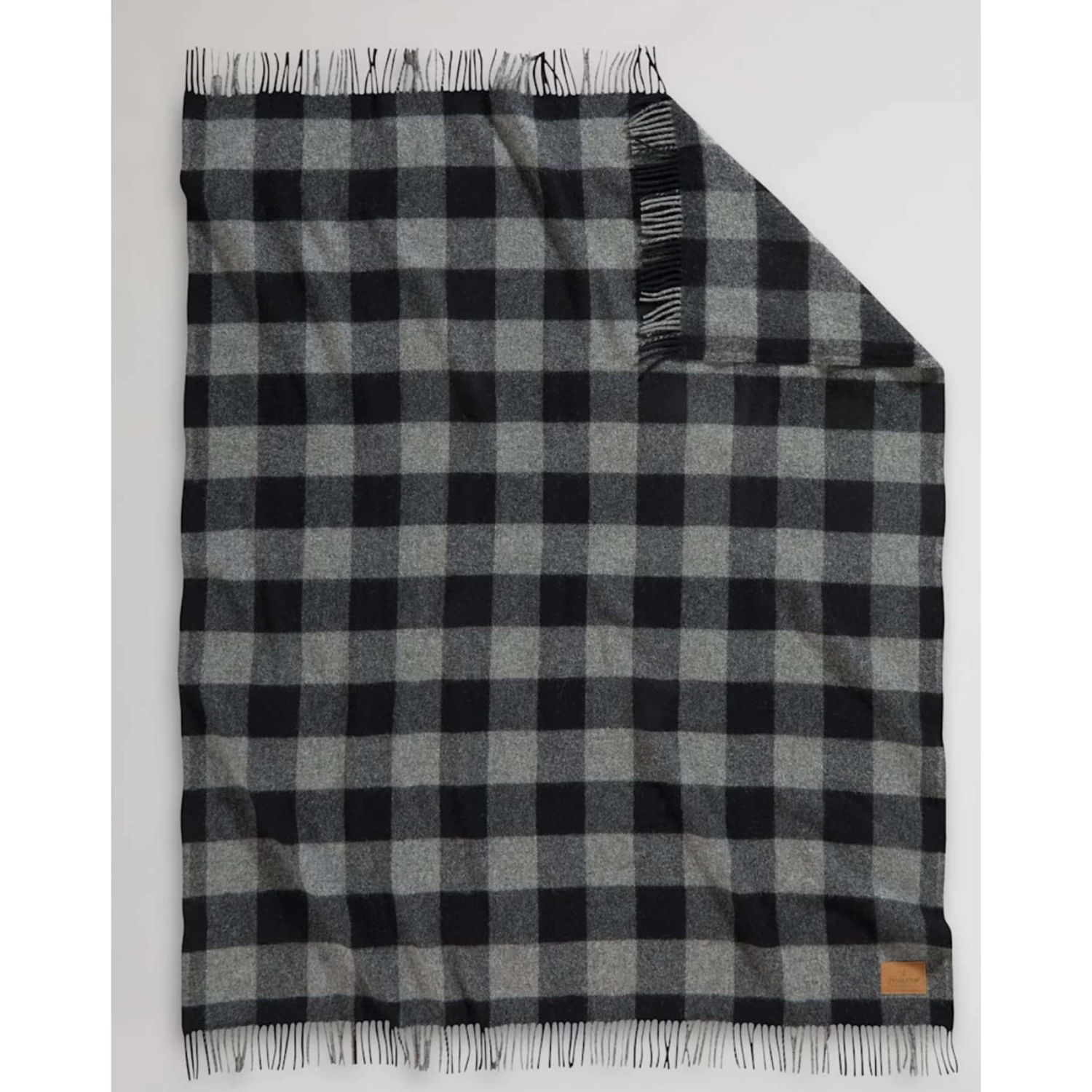 Pendleton Charcoal Motor Robe 5 Pendleton Charcoal Motor Robe - Image 3