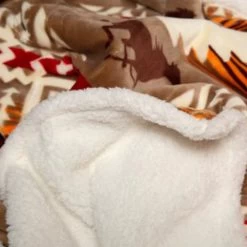 Carstens Free Rein Throw -Ariat Store throw3